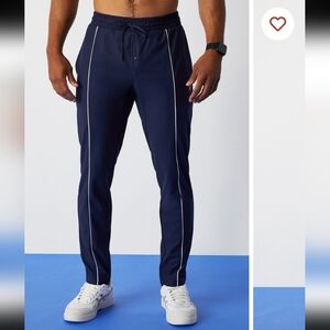 The Breakline Track Pant